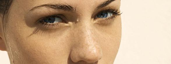 The Benefits of Hydrating Serums: Youthful Skin In A Bottle